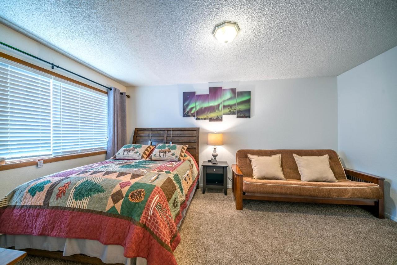 Apartment Polar Bear Den